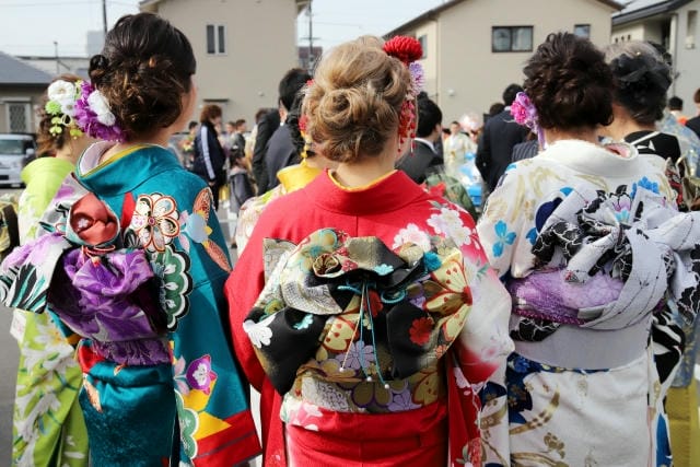 成人式で大学について聞かれることはある？向き合い方や心構えについて